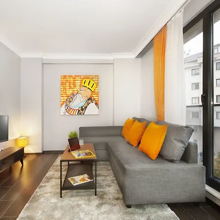 Apartahotel Nisantasi 4*
